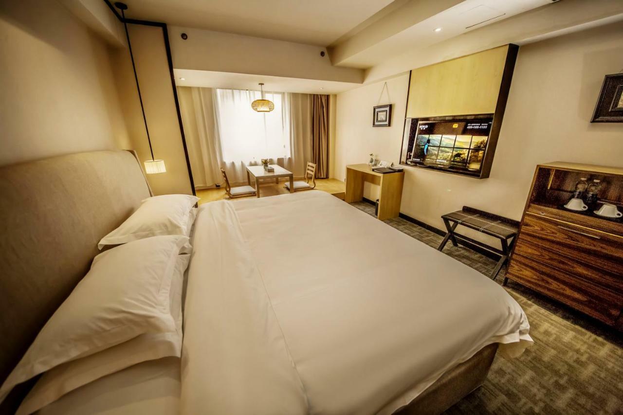 Wuhan Haiting Longan Hotel Extérieur photo